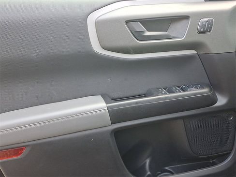 Certified 2025 Ford Bronco Sport Badlands image 13