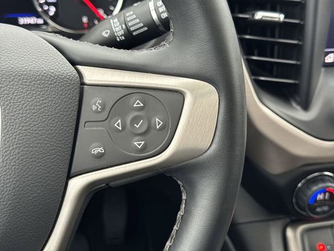 Used 2023 GMC Acadia Denali w/ Black Diamond Edition image 20