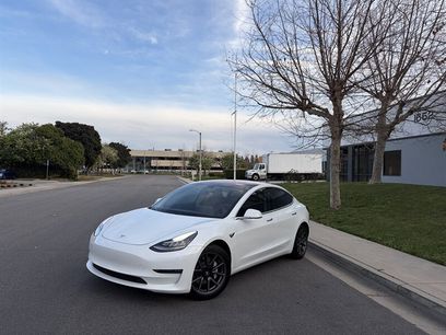 Used 2018 Tesla Model 3 Long Range