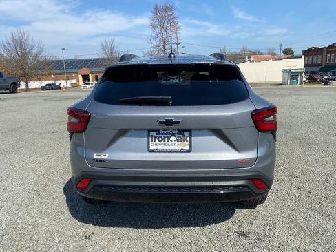 New 2026 Chevrolet Trax RS FWD image 4