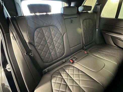 Used 2026 BMW X5 sDrive40i w/ Climate Comfort Package RWD image 32