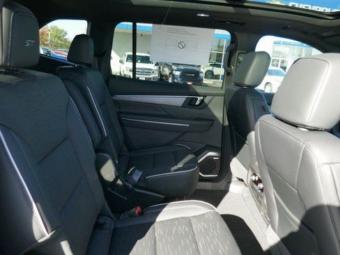 New 2026 Buick Enclave Sport Touring w/ Super Cruise Package image 10