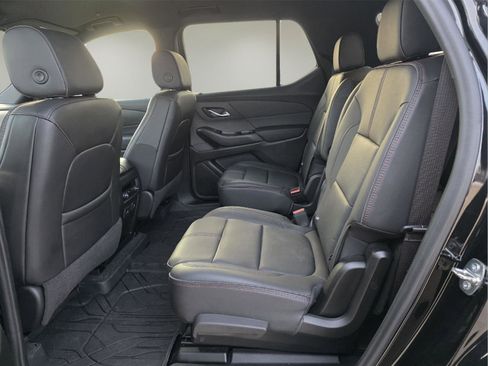 Used 2023 Chevrolet Traverse RS w/ LPO, Floor Liner Package image 28