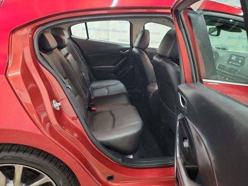 Used 2018 MAZDA MAZDA3 Grand Touring w/ Premium Equipment Package image 12