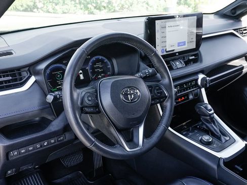 Used 2023 Toyota RAV4 XSE AWD/4WD image 21