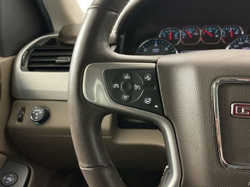 Used 2018 GMC Yukon SLT w/ Premium Edition RWD image 14