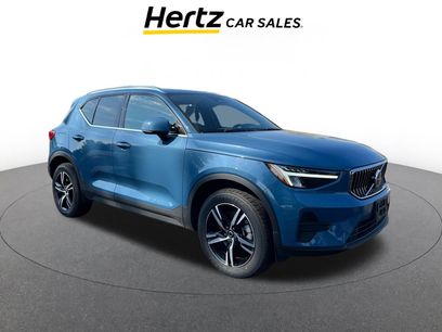 Used 2024 Volvo XC40 B5 Core