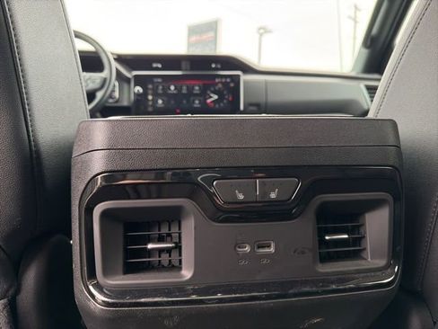 Used 2023 GMC Sierra 1500 AT4 w/ AT4 Premium Package image 16