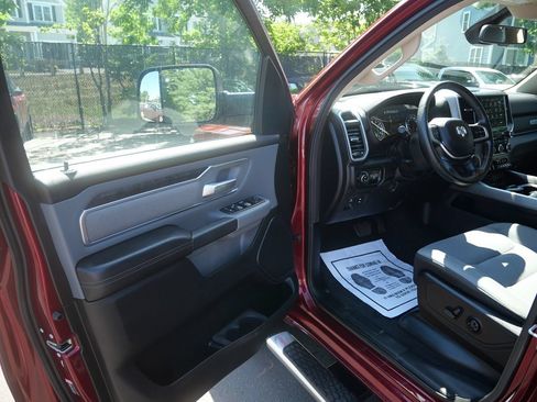 Used 2019 RAM 1500 Big Horn AWD/4WD image 16