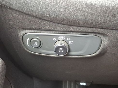 Certified 2023 Chevrolet Equinox LT image 23