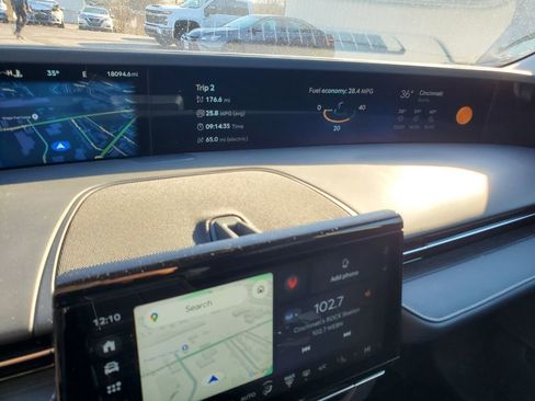 Used 2024 Lincoln Nautilus Reserve w/ Equipment Group 202A image 22