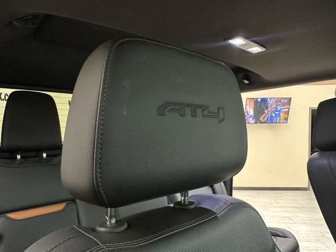 Used 2019 GMC Sierra 1500 AT4 w/ AT4 Premium Package AWD/4WD image 46