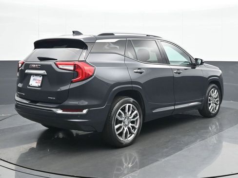 Used 2022 GMC Terrain Denali image 6