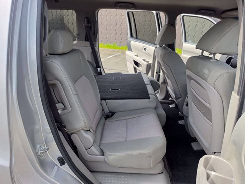Used 2011 Honda Pilot EX image 41