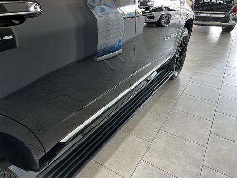 Used 2022 GMC Yukon Denali w/ Max Trailering Package AWD/4WD image 29