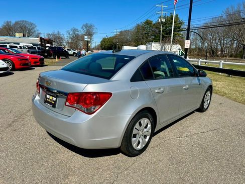 Used 2015 Chevrolet Cruze LS image 8