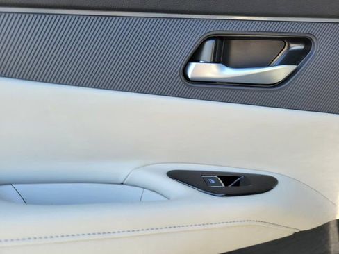 New 2025 Nissan Murano SV AWD/4WD image 15