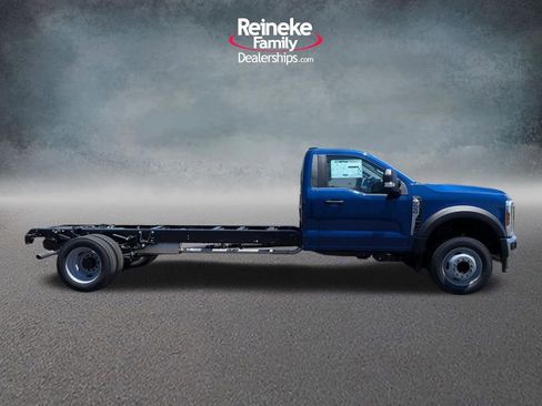 New 2026 Ford F550 2WD Regular Cab Super Duty image 4