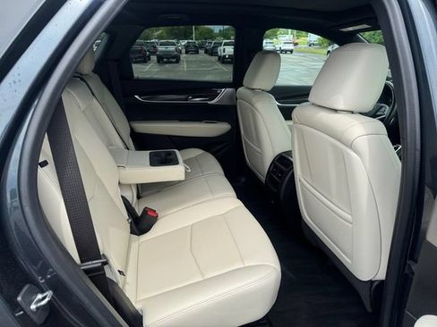 Certified 2020 Cadillac XT5 Sportv AWD/4WD image 18