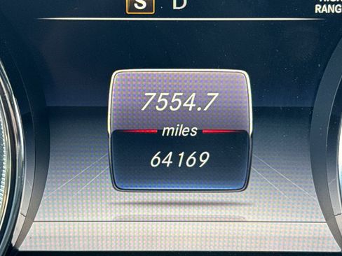 Used 2019 Mercedes-Benz G 550 image 3