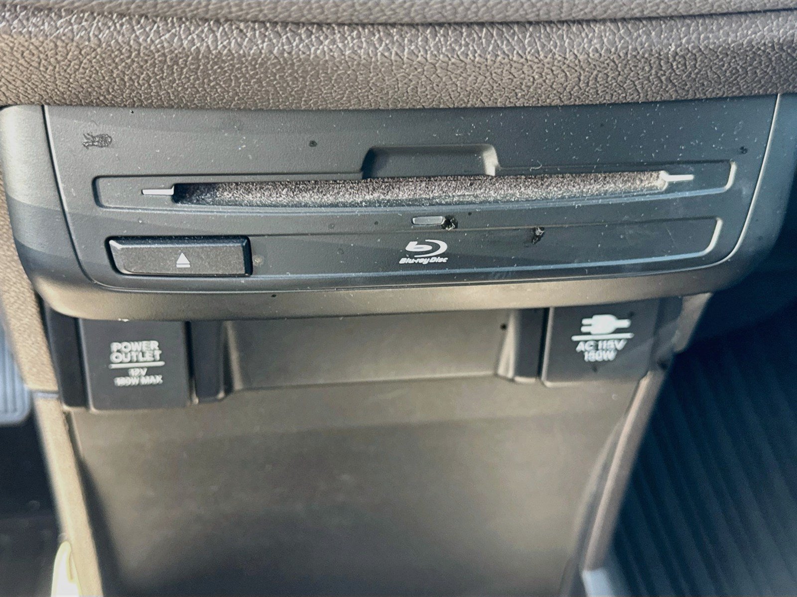 Used 2018 Honda Odyssey Touring image 17