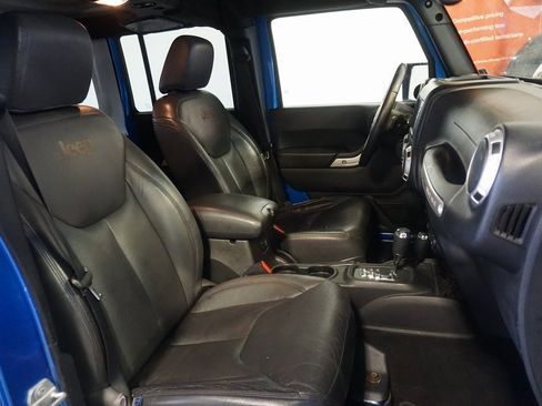 Used 2016 Jeep Wrangler Unlimited Sahara w/ Connectivity Group image 20