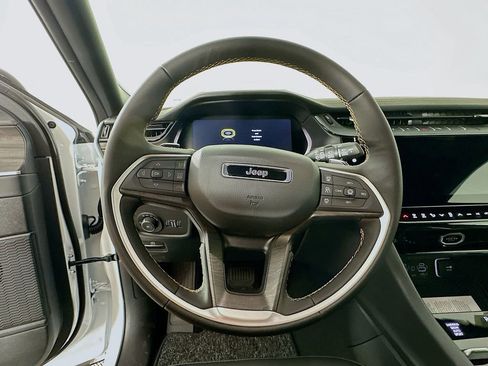 New 2026 Jeep Grand Cherokee L Limited AWD/4WD image 15
