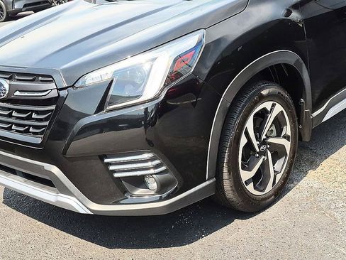 Used 2022 Subaru Forester Touring AWD/4WD image 9