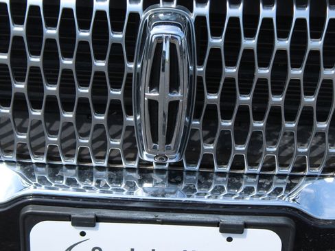 Used 2022 Lincoln Corsair Reserve w/ Equipment Group 201A AWD/4WD image 12