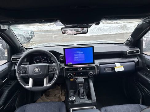 New 2026 Toyota 4Runner 4WD image 10