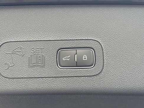 New 2026 Lincoln Aviator AWD w/ Jet Appearance Package image 13