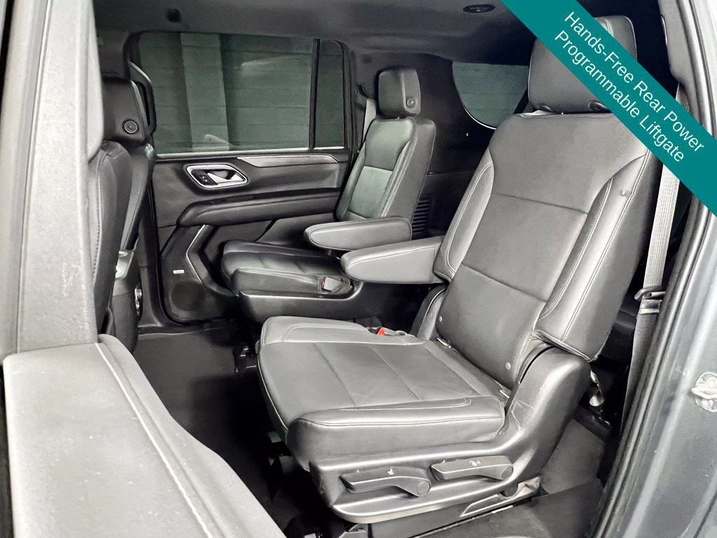 Used 2022 Chevrolet Suburban Z71 w/ Z71 Off-Road Package AWD/4WD image 17
