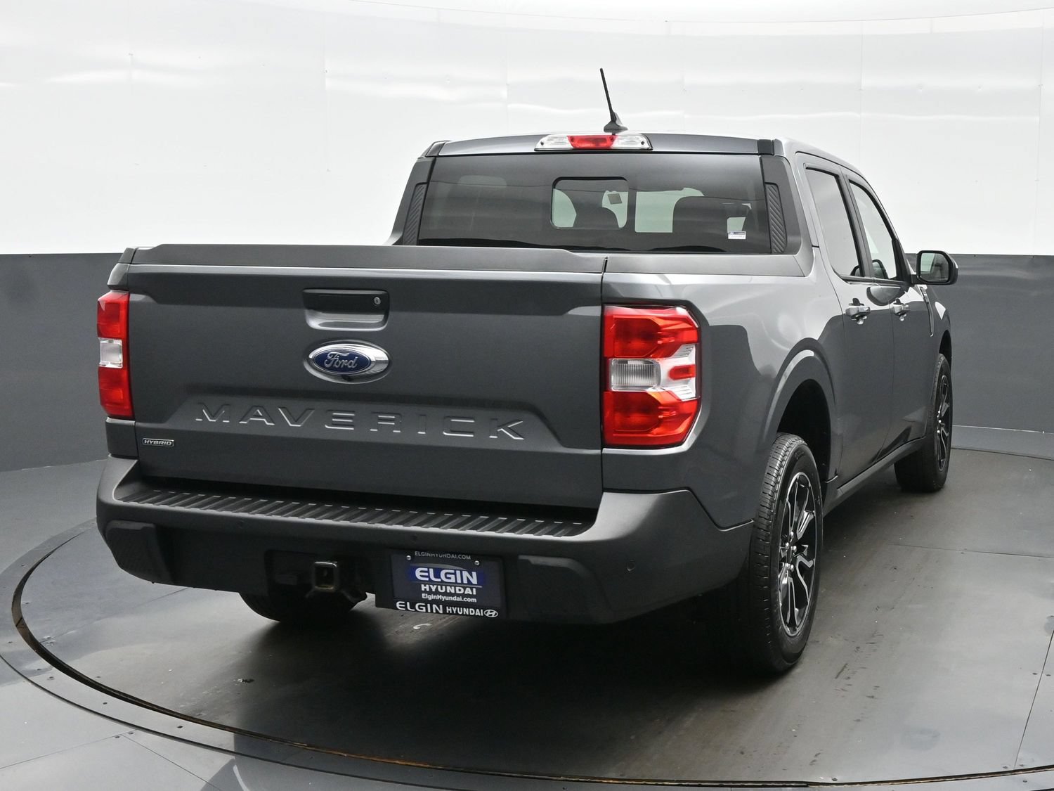 Used 2024 Ford Maverick Lariat FWD image 5