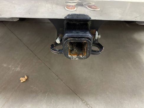 Used 2024 Chevrolet Silverado 3500 LTZ w/ LTZ Convenience Package image 33