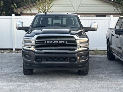 Used 2024 RAM 3500 Laramie AWD/4WD image 2