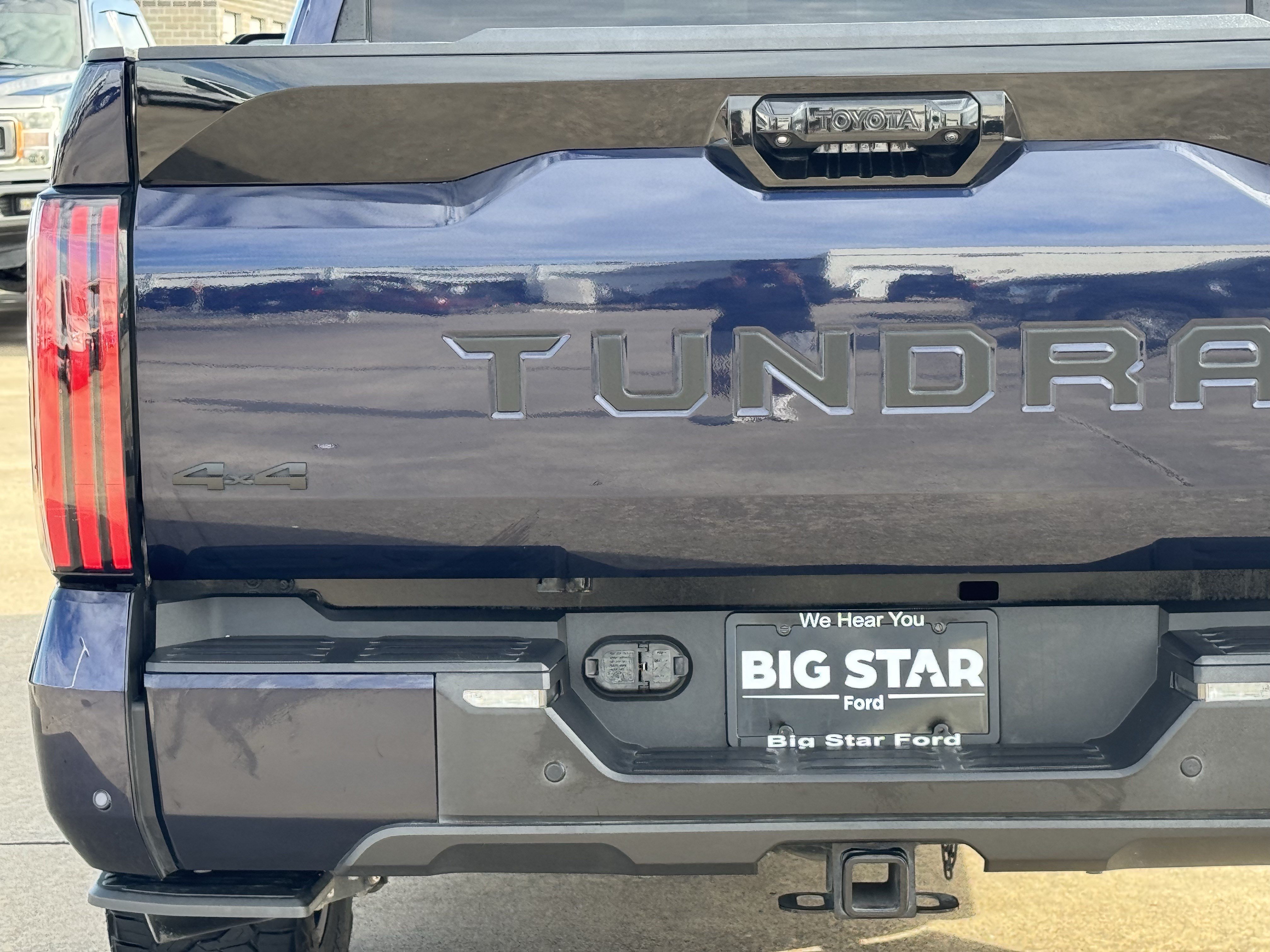Used 2023 Toyota Tundra Platinum AWD/4WD image 10