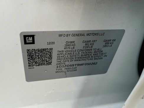 Used 2021 Chevrolet Malibu LT FWD image 28