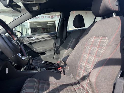 Used 2019 Volkswagen GTI S FWD image 19