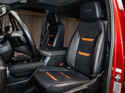 Used 2024 GMC Sierra 3500 AT4 w/ AT4 Premium Plus Package image 24