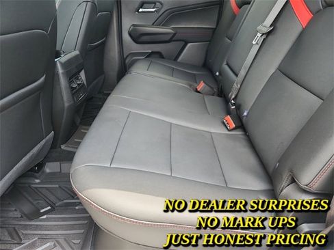 New 2025 Chevrolet Colorado Z71 w/ Z71 Convenience Package 2 image 24