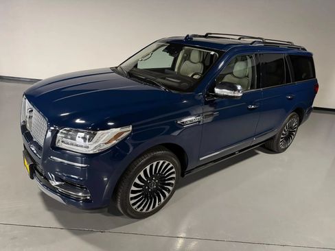Used 2019 Lincoln Navigator Black Label w/ Cargo Package AWD/4WD image 51