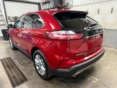 Used 2020 Ford Edge Titanium w/ Equipment Group 301A image 7