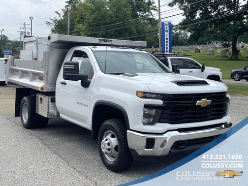 Used 2025 Chevrolet Silverado 3500 W/T w/ WT Convenience Package AWD/4WD image 1