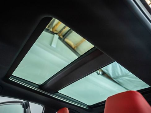 Used 2025 Toyota Camry XSE image 34