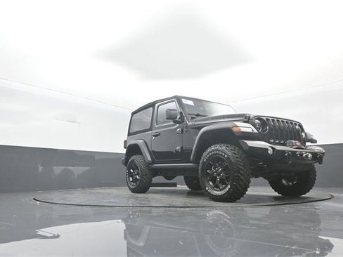 Used 2022 Jeep Wrangler Willys image 29
