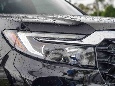 Certified 2023 Honda Passport EX-L image 2