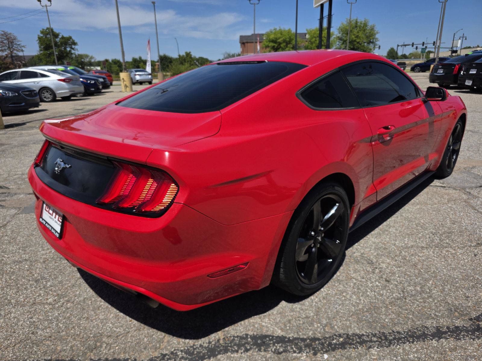 Used 2017 Ford Mustang Coupe w/ Ecoboost Performance Package RWD image 5