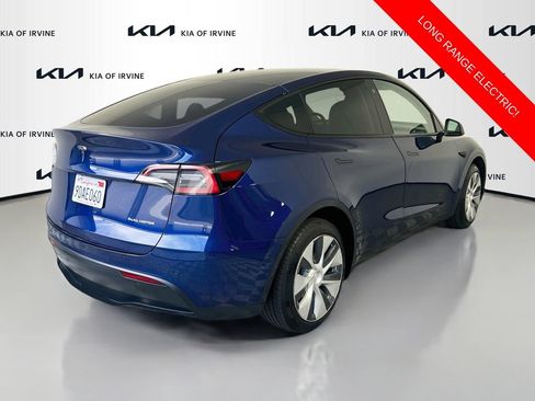 Used 2022 Tesla Model Y Long Range AWD/4WD image 7