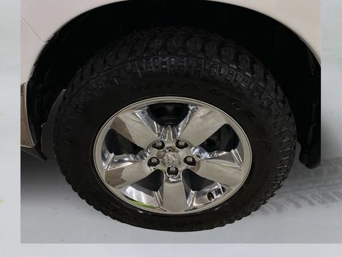 Used 2019 RAM 1500 Big Horn AWD/4WD image 19