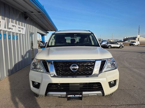 Used 2018 Nissan Armada Platinum image 3